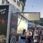 Momo Food Truck im Stadtzentrum in der Schweiz